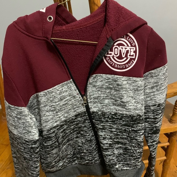 Burgundy Girls Zip-up - Picture 1 of 2